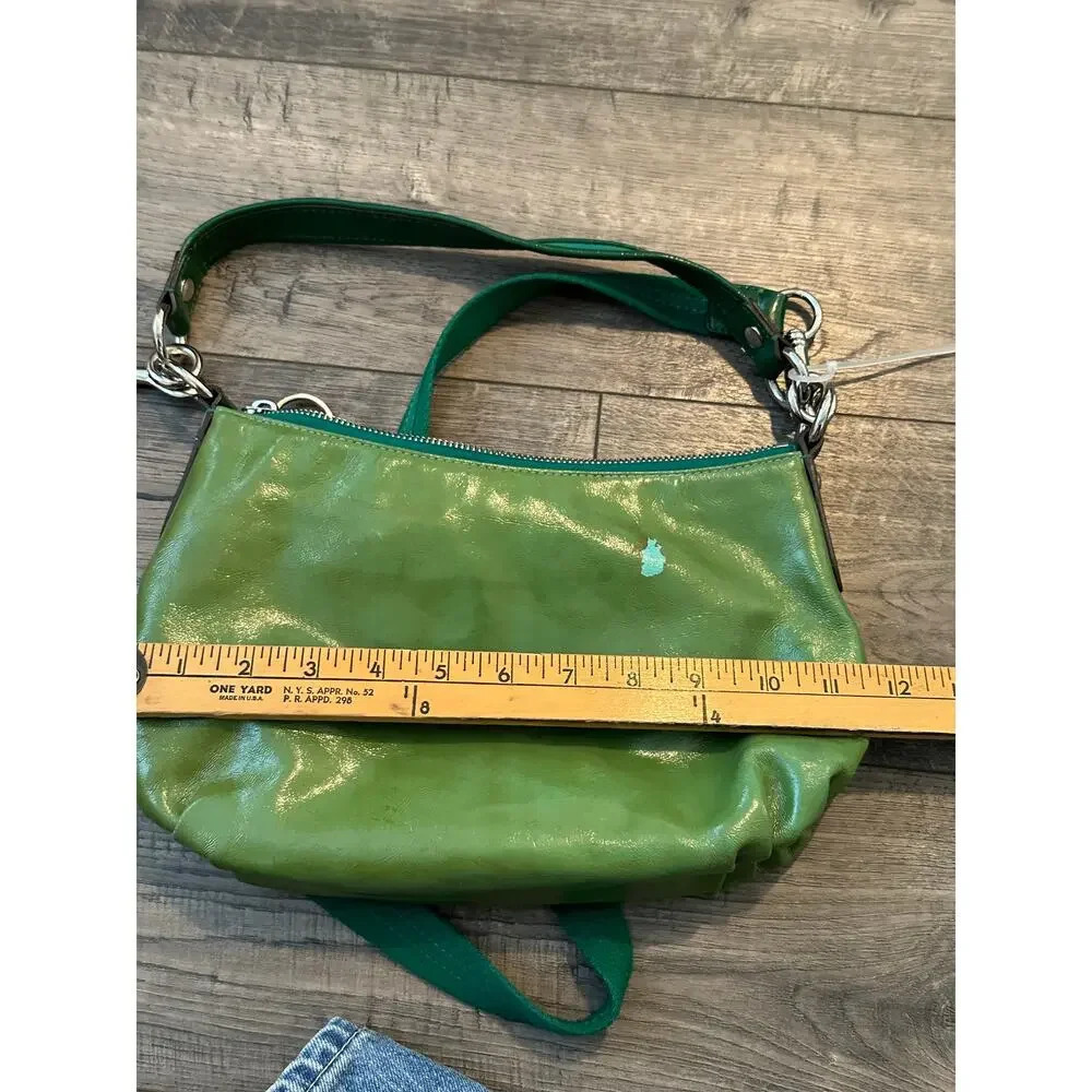 Vintage Coach Green Patent Leather Pat Groovy Shoulder Bag - Picture 10 of 11